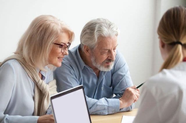 Discussing-plan-for-delivery